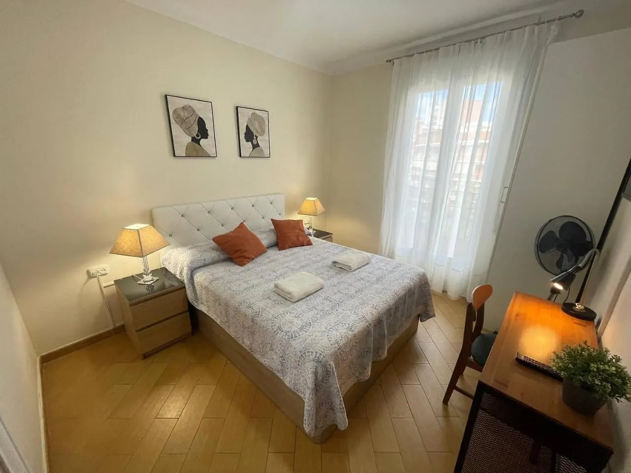 Rooms Varata Βαρκελώνη Bed and Breakfast